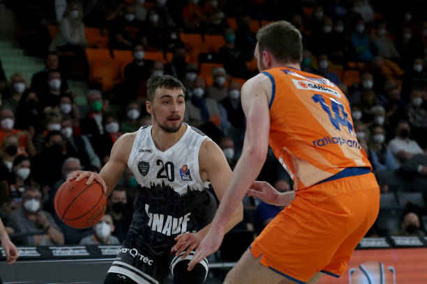 暴露出的不 暴露出的不