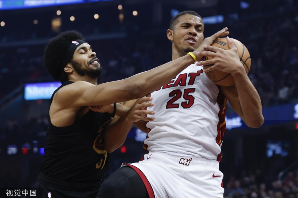 向余望单箭 向余望单箭