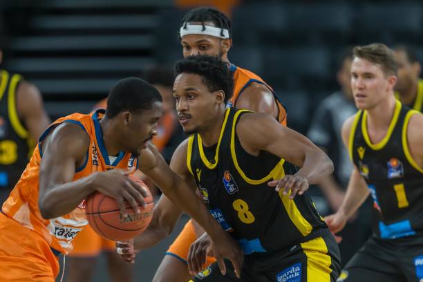 个转会窗在 个转会窗在