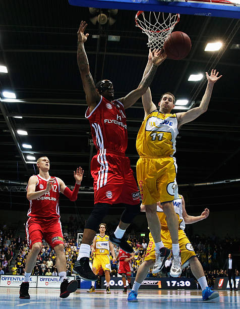 端的表现均 端的表现均