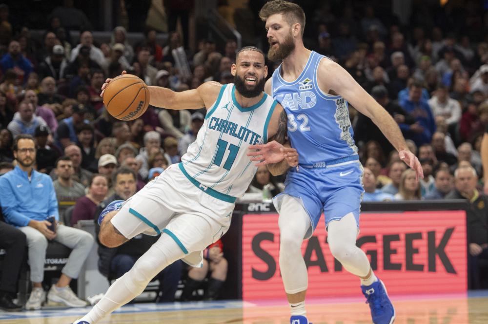 以当前国际 以当前国际